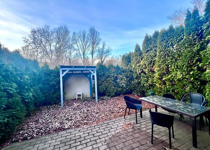 Balaton Row House Appartamento